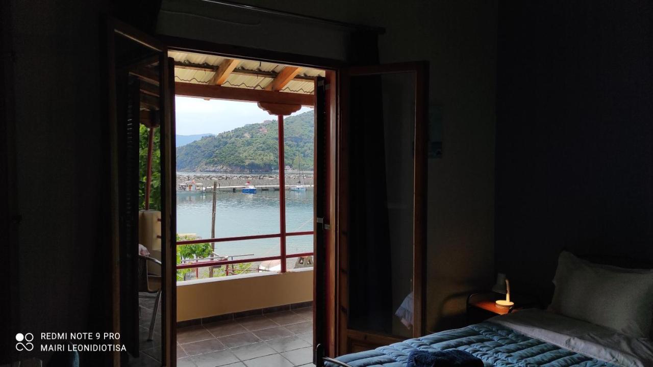 Porto Sabatiki Hotel Sampatiki Bagian luar foto