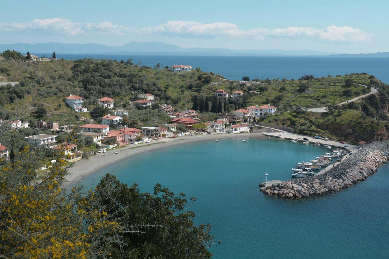 Porto Sabatiki Hotel Sampatiki Bagian luar foto