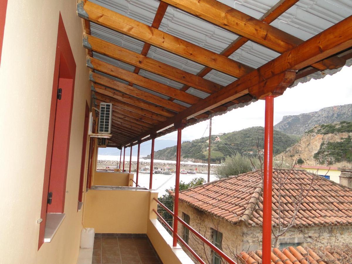 Porto Sabatiki Hotel Sampatiki Bagian luar foto