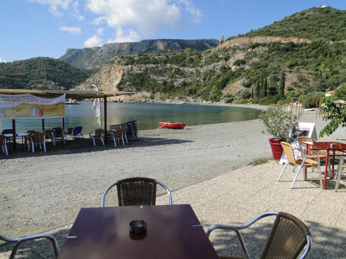 Porto Sabatiki Hotel Sampatiki Bagian luar foto