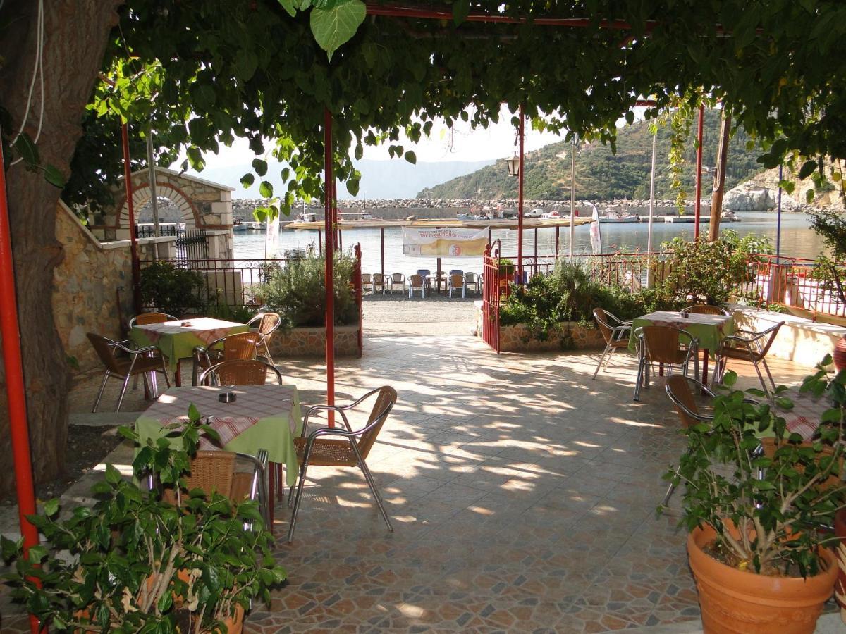 Porto Sabatiki Hotel Sampatiki Bagian luar foto