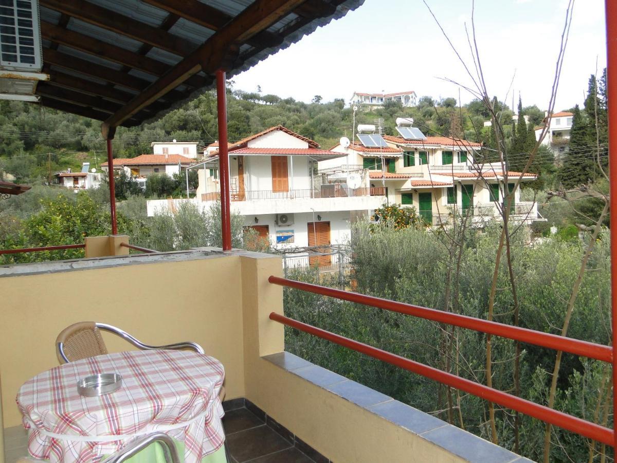 Porto Sabatiki Hotel Sampatiki Bagian luar foto